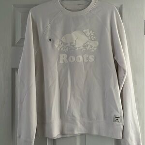 Roots white sweater new with tags size m